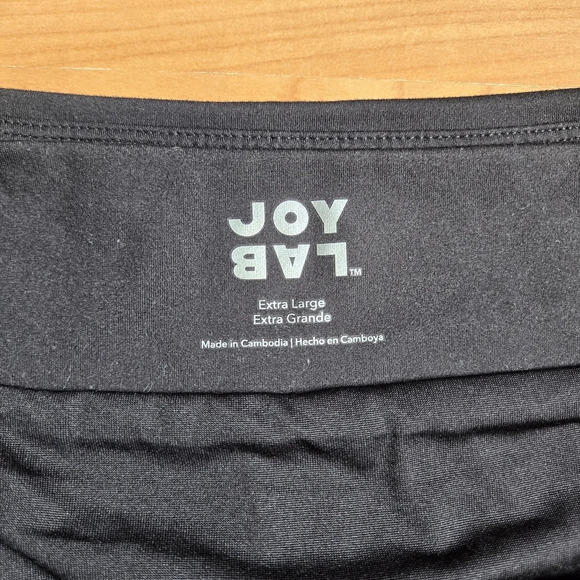 JoyLab High Waisted Laser Cut Shorts Black Size XL Running Athletic Tennis‎ - Picture 3 of 9